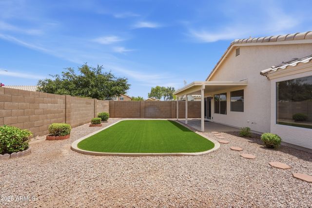 972 E CONSTITUTION Drive, Chandler, AZ 85225