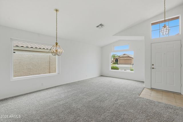 972 E CONSTITUTION Drive, Chandler, AZ 85225