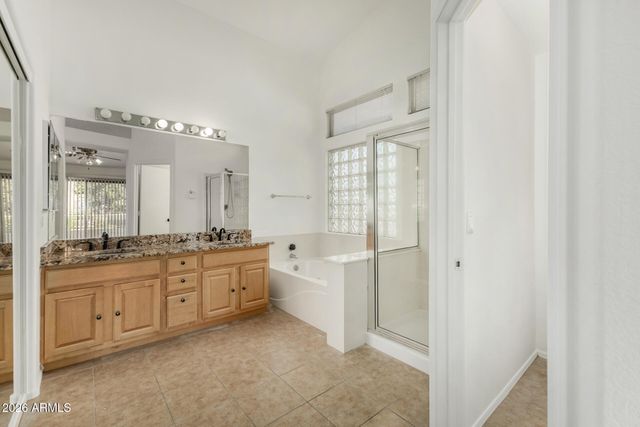 3962 E AGAVE Road, Phoenix, AZ 85044