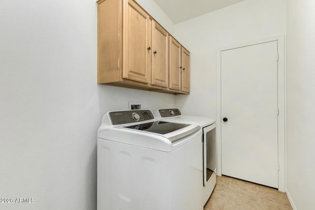 3962 E AGAVE Road, Phoenix, AZ 85044