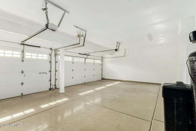 3962 E AGAVE Road, Phoenix, AZ 85044