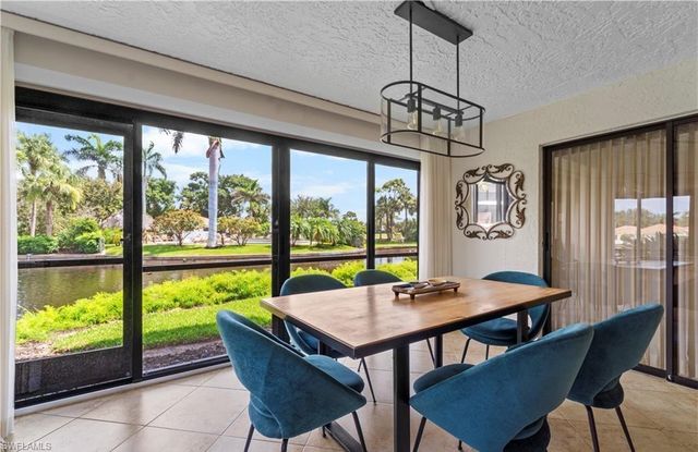 5890 Via Lugano 101, Naples, FL 34108