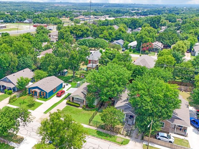 1436 Elmwood Avenue, Fort Worth, TX 76104