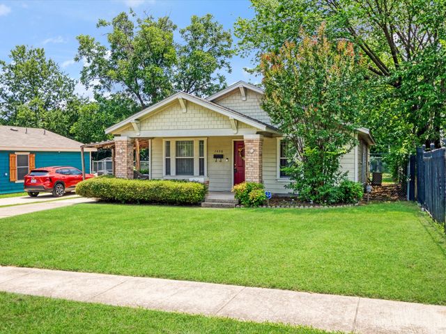 1436 Elmwood Avenue, Fort Worth, TX 76104