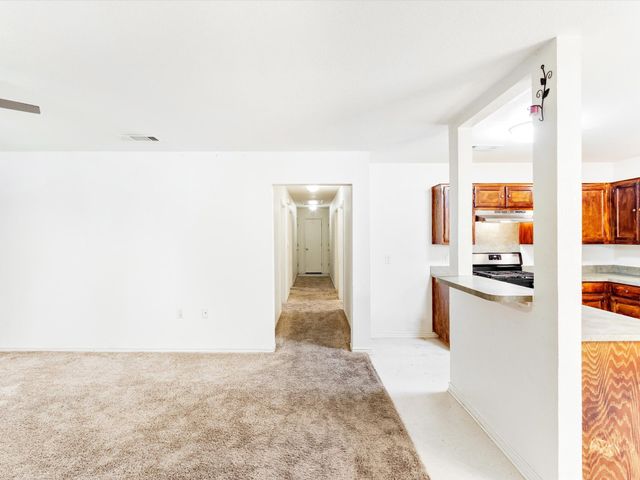 1436 Elmwood Avenue, Fort Worth, TX 76104