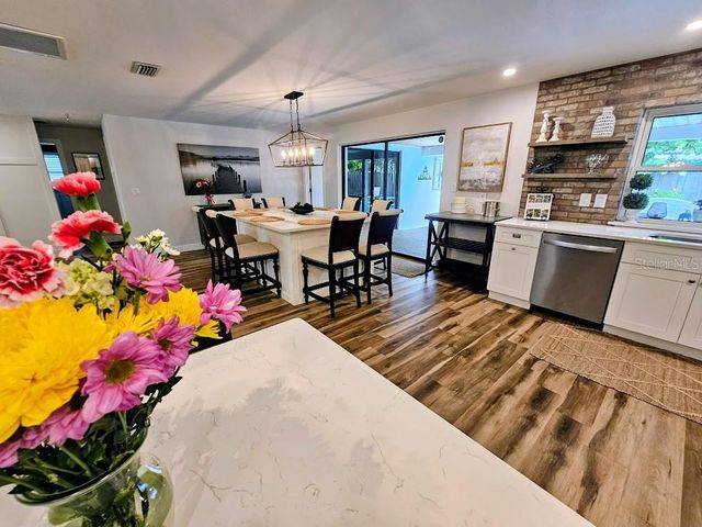 2186 OAK GROVE DRIVE, Clearwater, FL 33764