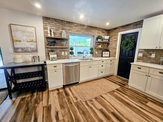 2186 OAK GROVE DRIVE, Clearwater, FL 33764