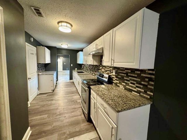 5209 E 6th Street, Kansas City, MO 64124