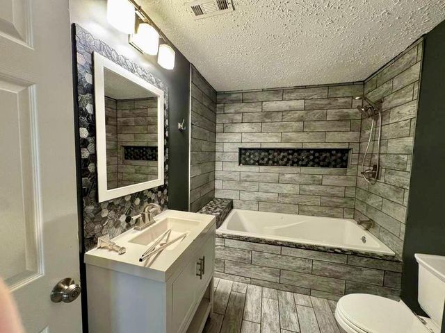 5209 E 6th Street, Kansas City, MO 64124