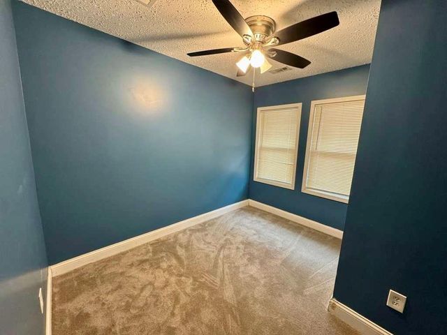 5209 E 6th Street, Kansas City, MO 64124