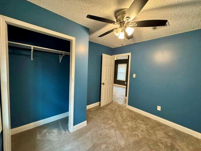 5209 E 6th Street, Kansas City, MO 64124