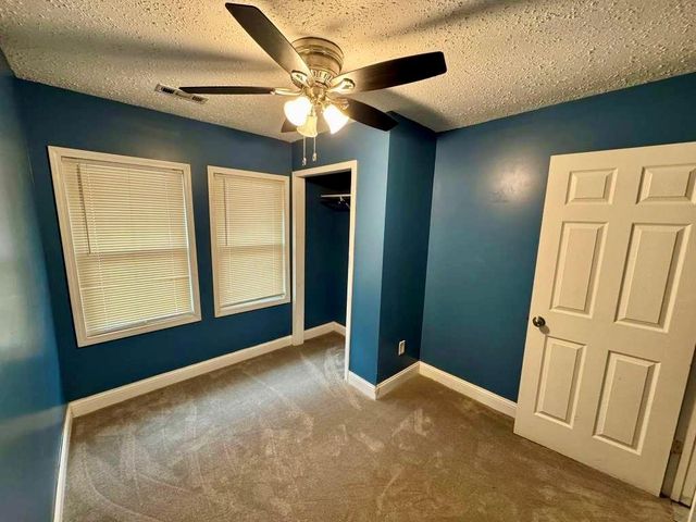 5209 E 6th Street, Kansas City, MO 64124