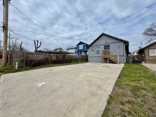 5209 E 6th Street, Kansas City, MO 64124