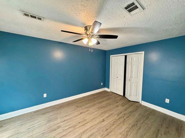 5209 E 6th Street, Kansas City, MO 64124