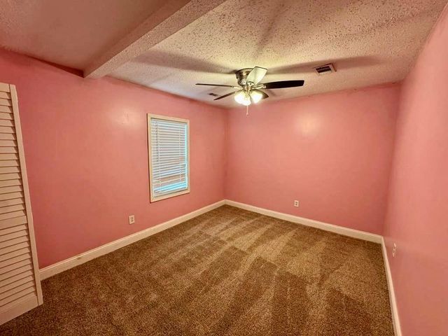 5209 E 6th Street, Kansas City, MO 64124