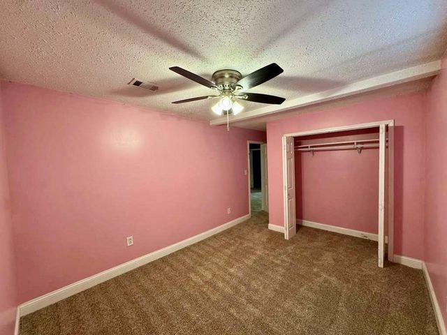 5209 E 6th Street, Kansas City, MO 64124