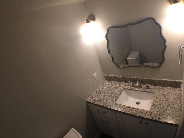 660 Glouchester Street 105, Boca Raton, FL 33487