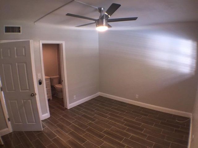 660 Glouchester Street 105, Boca Raton, FL 33487