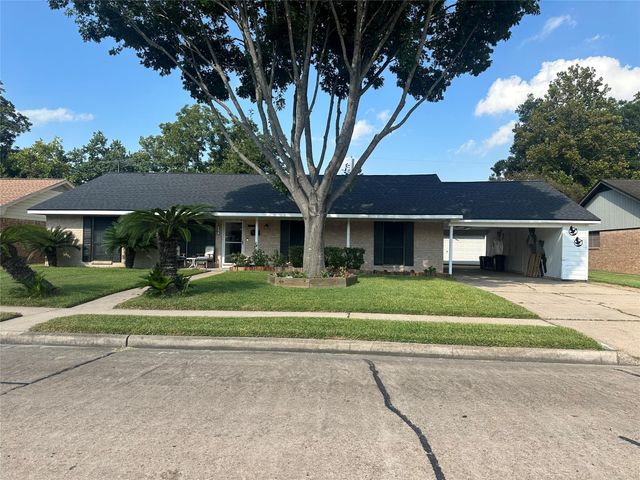 910 Luella Avenue, Deer Park, TX 77536