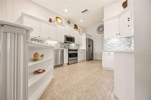 2157 LYNX RUN, North Port, FL 34288