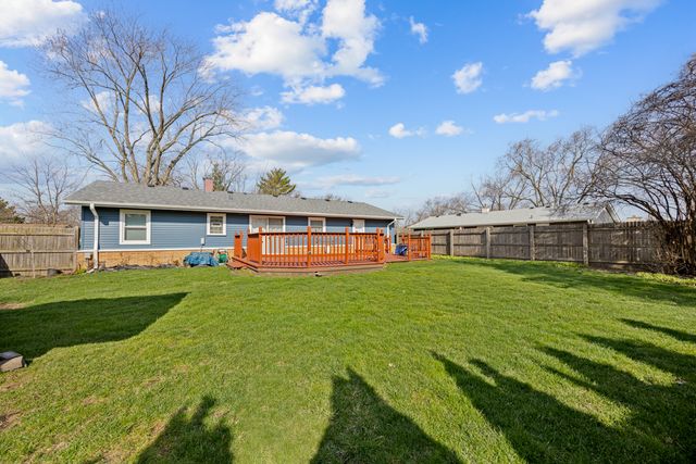 1241 Aspen Lane, Elk Grove Village, IL 60007