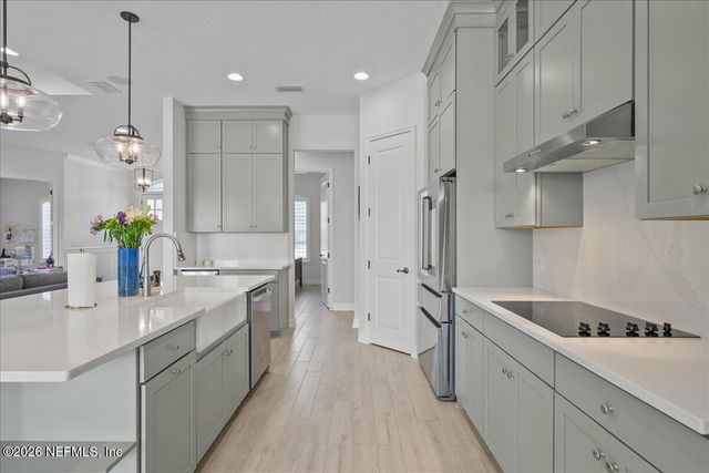 763 E DORCHESTER Drive, Jacksonville, FL 32259