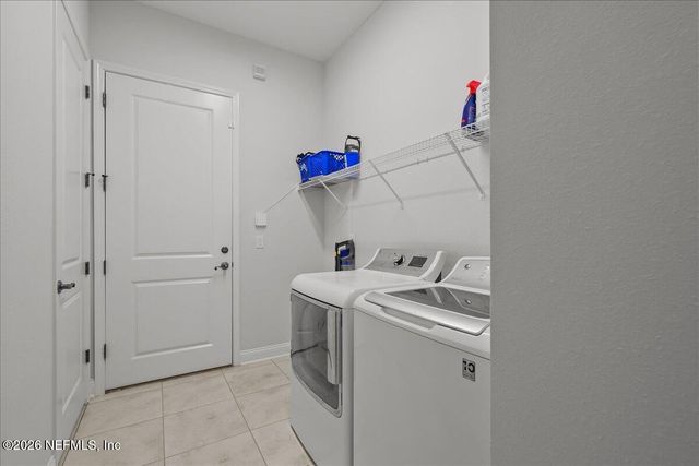 763 E DORCHESTER Drive, Jacksonville, FL 32259