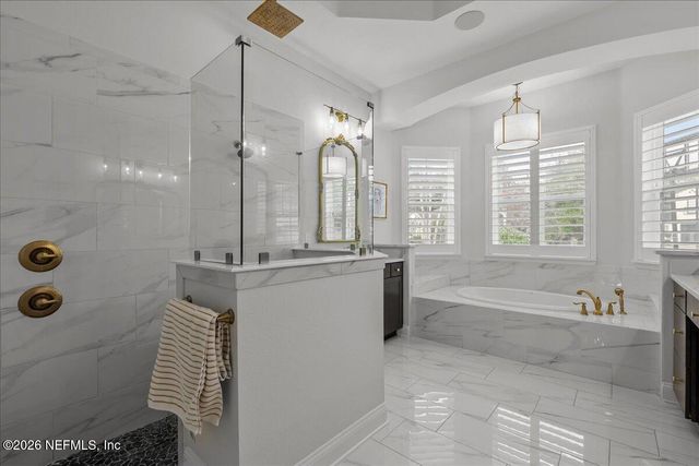 763 E DORCHESTER Drive, Jacksonville, FL 32259