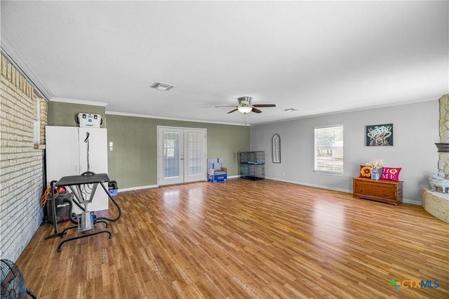 104 Deer Trail Lane, Goliad, TX 77963