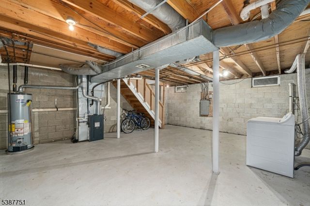 45 Liberty Ln, Franklin Boro, NJ 07416