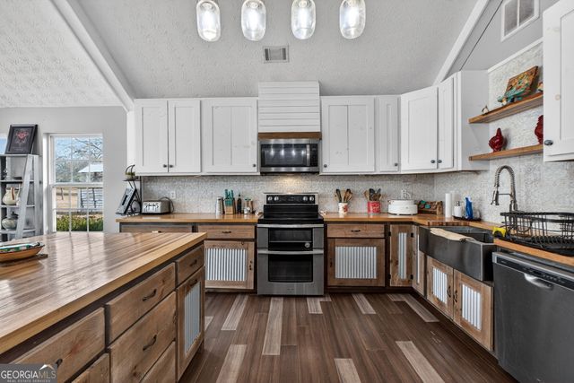 762 High Falls Park Road, Barnesville, GA 30204