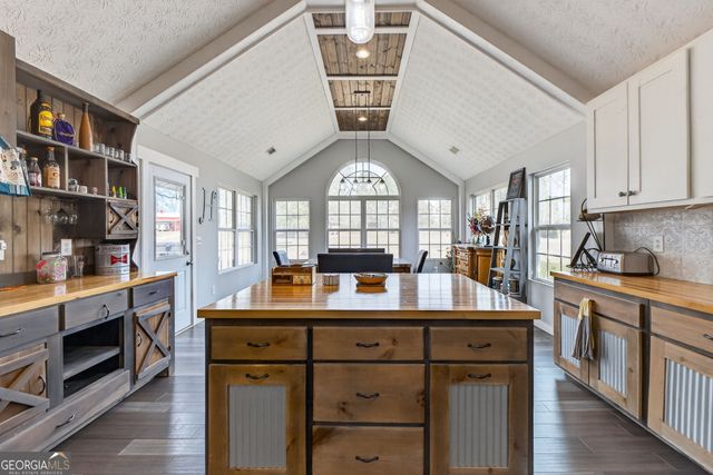 762 High Falls Park Road, Barnesville, GA 30204