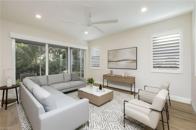 2640 Seychelles CIR # 2804, Naples, FL 34112