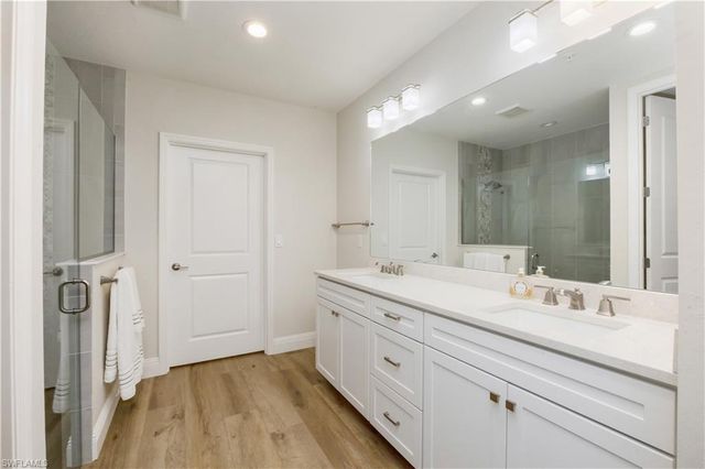 2640 Seychelles CIR # 2804, Naples, FL 34112