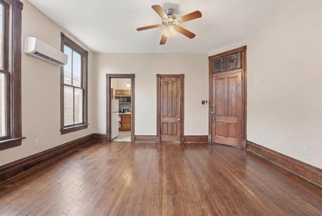 1701 Ball, Galveston, TX 77550