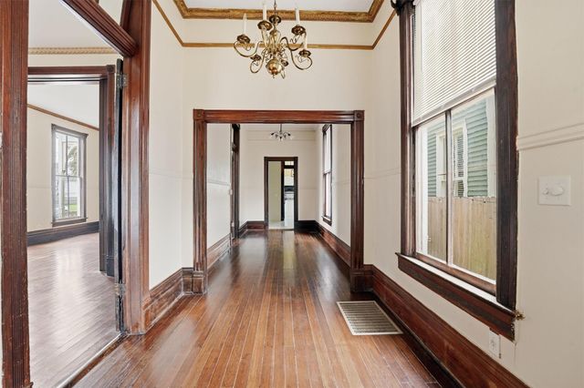 1701 Ball, Galveston, TX 77550