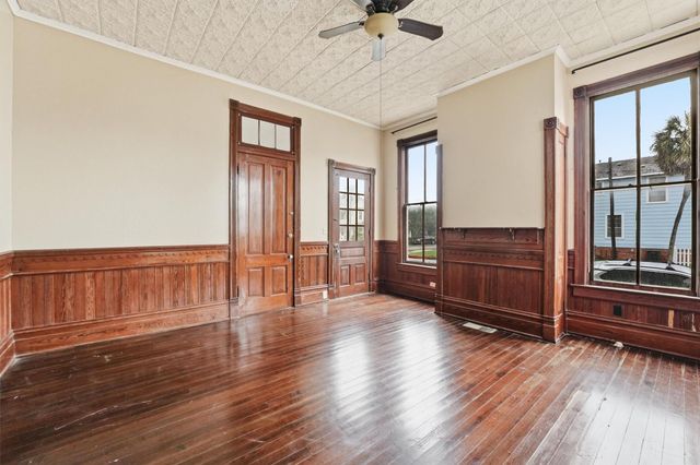 1701 Ball, Galveston, TX 77550