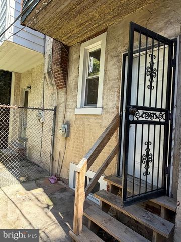 2834 N LECOUNT ST, Philadelphia, PA 19132