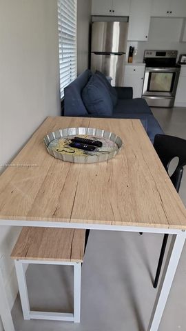 2820 SW 13th 4, Miami, FL 33145