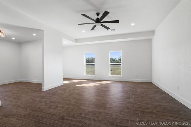 849 Beretta Boulevard, Durant, OK 74701