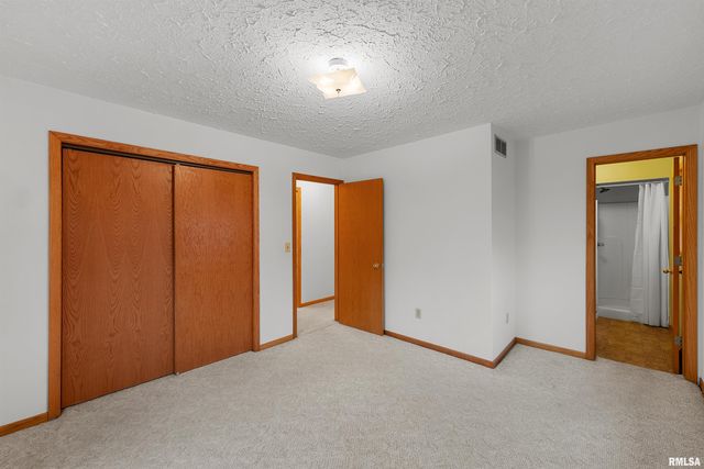 703 2ND Street, Colona, IL 61241