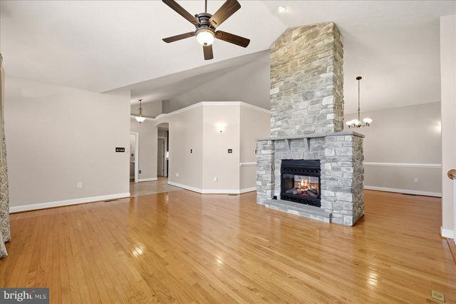 1748 HANDLEY AVE, Winchester, VA 22601