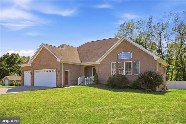 1748 HANDLEY AVE, Winchester, VA 22601