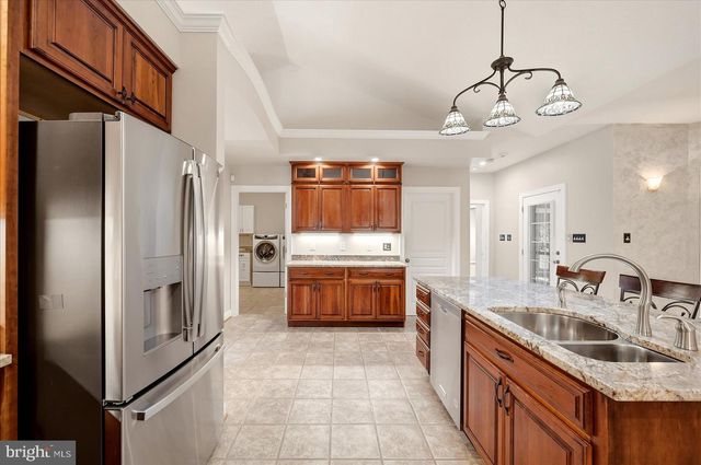 1748 HANDLEY AVE, Winchester, VA 22601