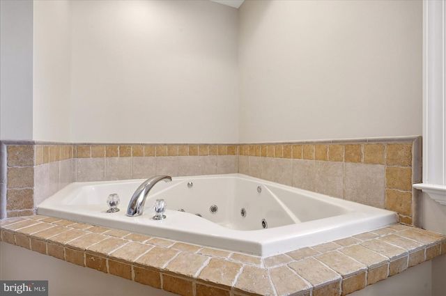 1748 HANDLEY AVE, Winchester, VA 22601