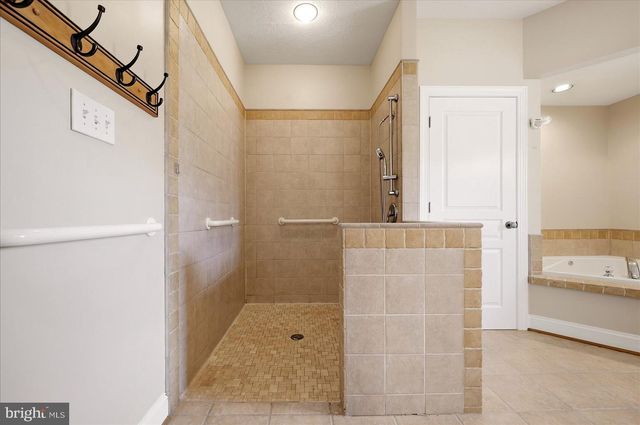 1748 HANDLEY AVE, Winchester, VA 22601