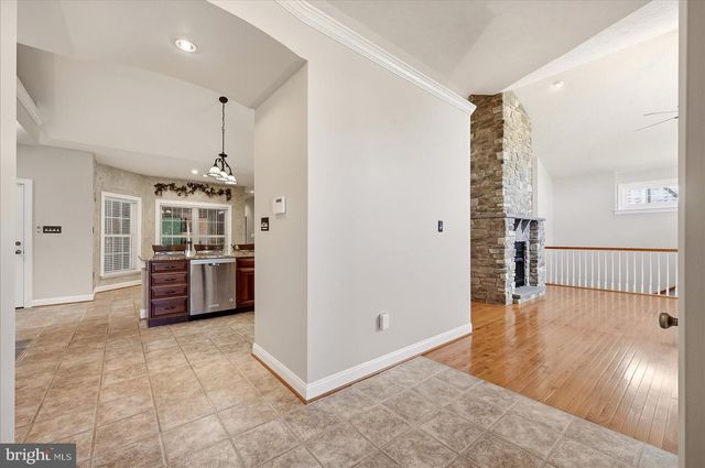 1748 HANDLEY AVE, Winchester, VA 22601
