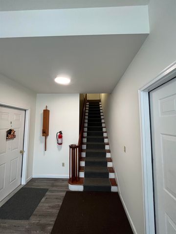 71 South Main Street, Cambridge, VT 05444