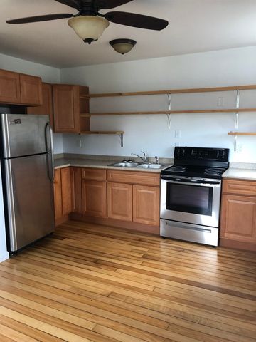 71 South Main Street, Cambridge, VT 05444