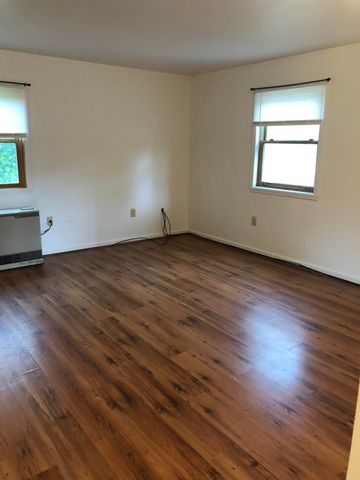 71 South Main Street, Cambridge, VT 05444